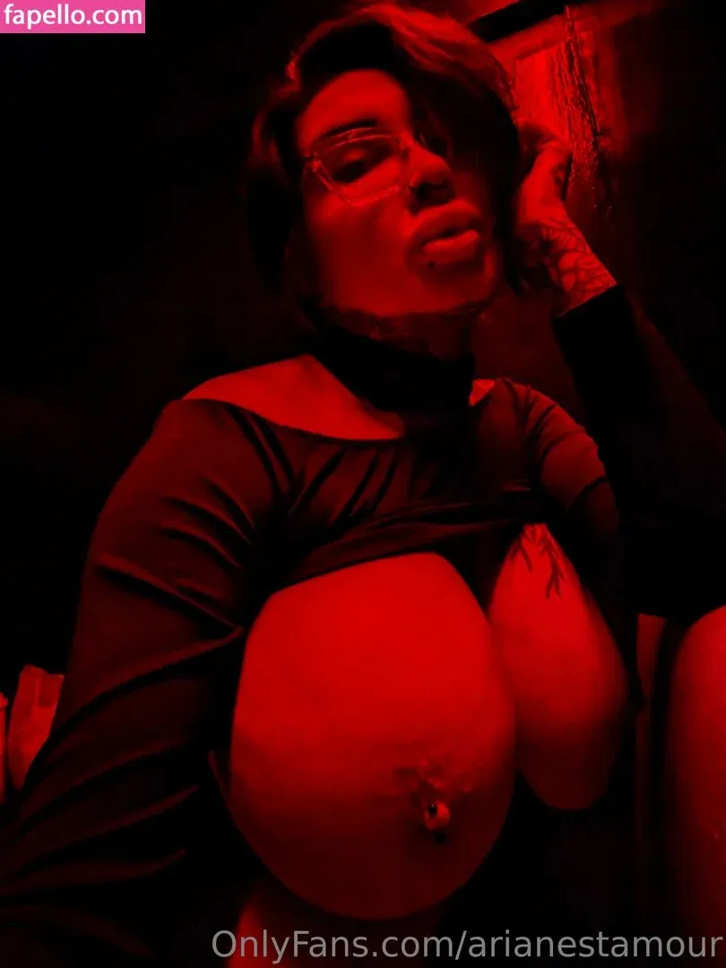 Ariane Saint Amour Onlyfans Photo Gallery 