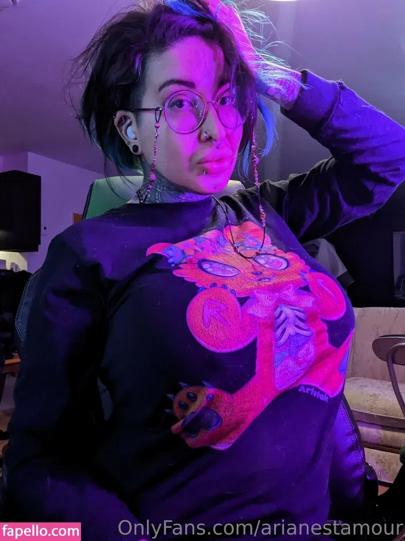 Ariane Saint Amour Onlyfans Photo Gallery 