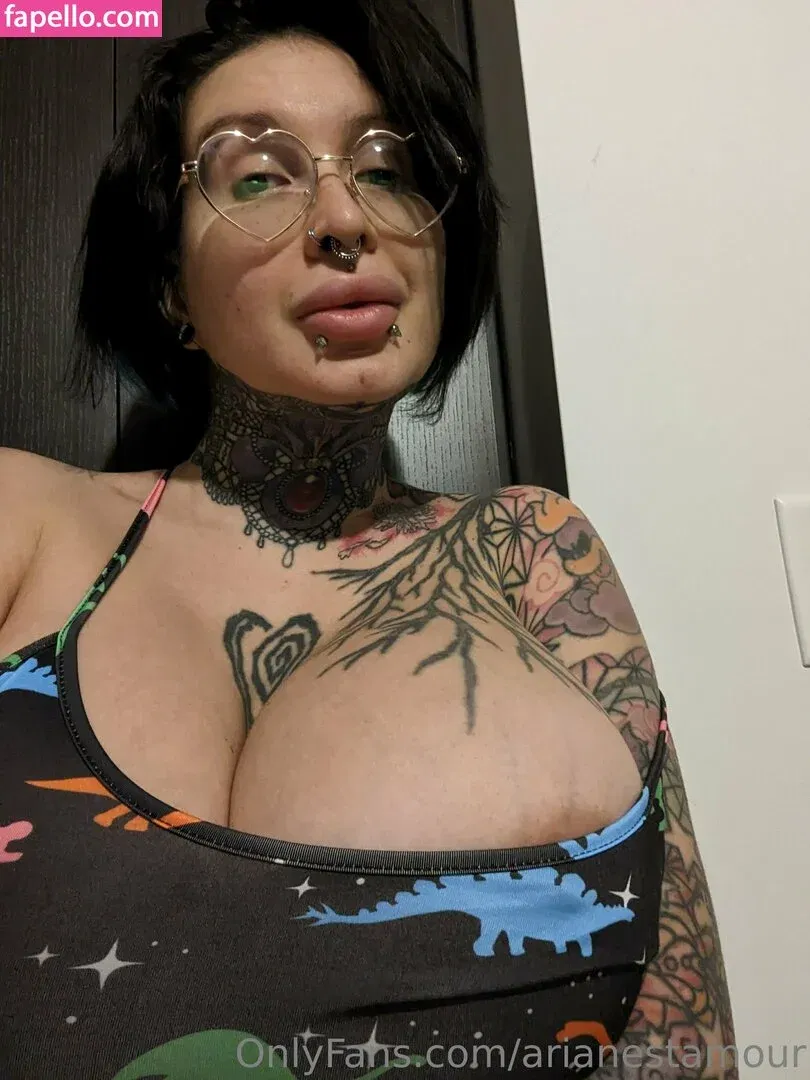 Ariane Saint Amour Onlyfans Photo Gallery 