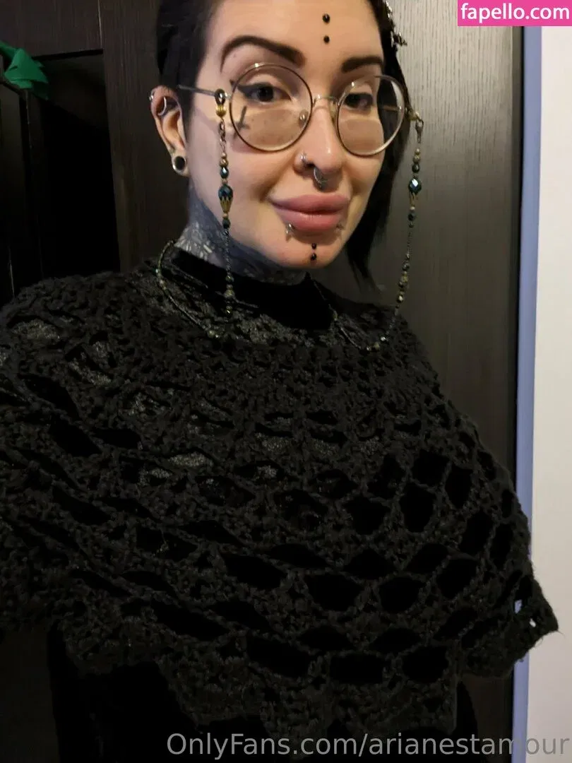 Ariane Saint Amour Onlyfans Photo Gallery 