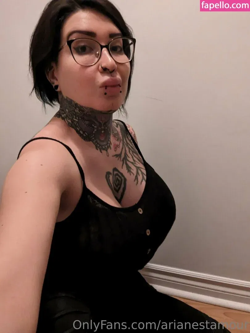 Ariane Saint Amour Onlyfans Photo Gallery 