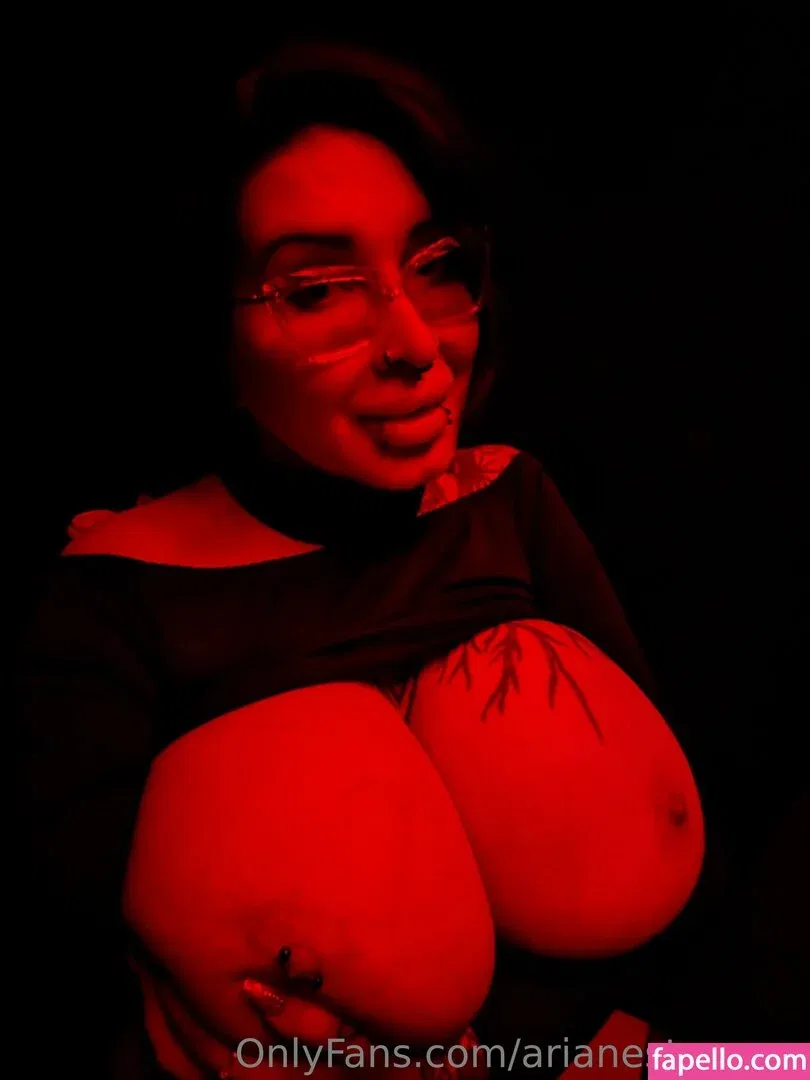 Ariane Saint Amour Onlyfans Photo Gallery 