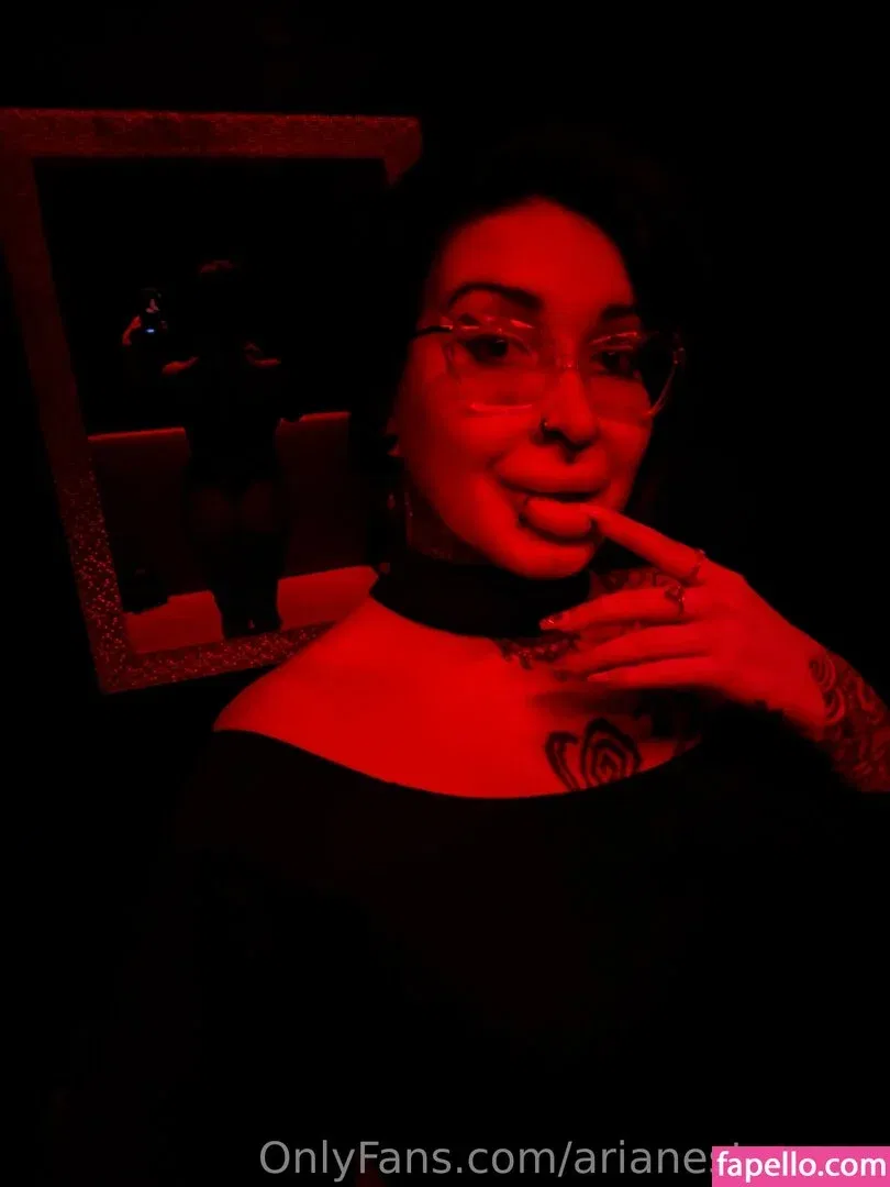 Ariane Saint Amour Onlyfans Photo Gallery 