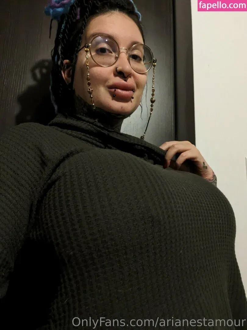 Ariane Saint Amour Onlyfans Photo Gallery 