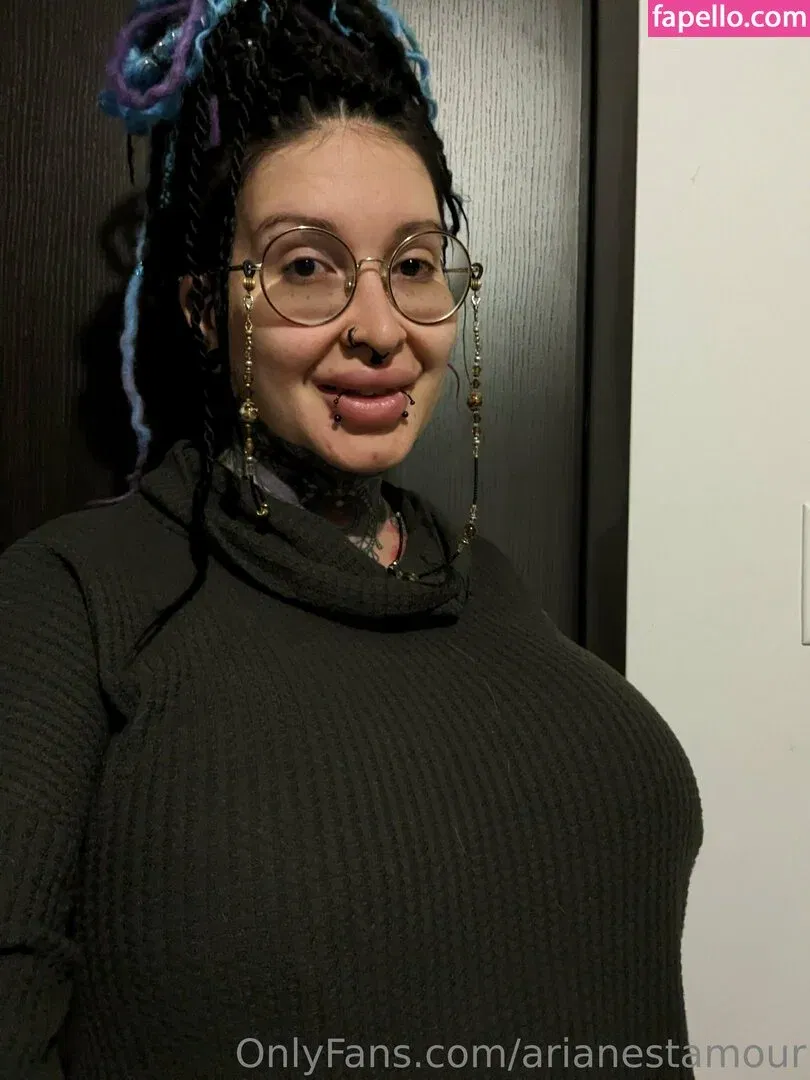 Ariane Saint Amour Onlyfans Photo Gallery 