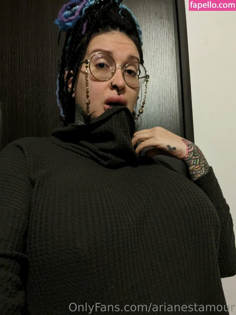 Ariane Saint Amour Onlyfans Photo Gallery 