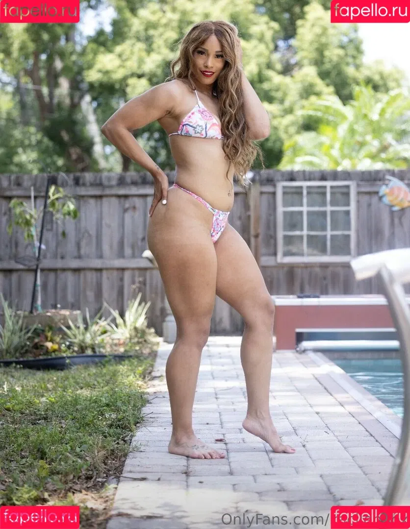 Kaci Lennox Onlyfans Photo Gallery 