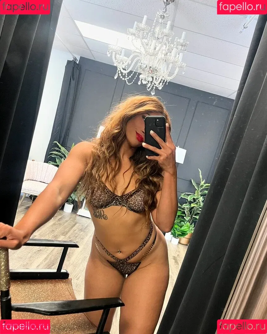 Kaci Lennox Onlyfans Photo Gallery 