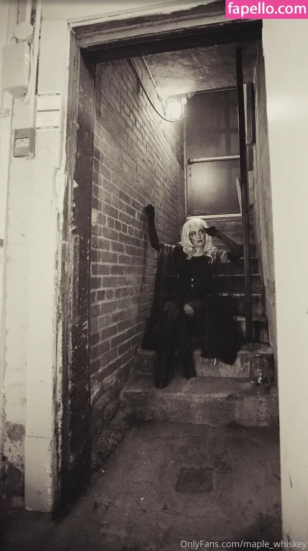 maple_massacre Onlyfans Photo Gallery 