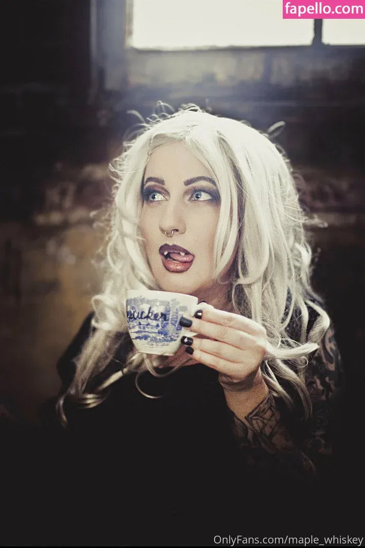 maple_massacre Onlyfans Photo Gallery 