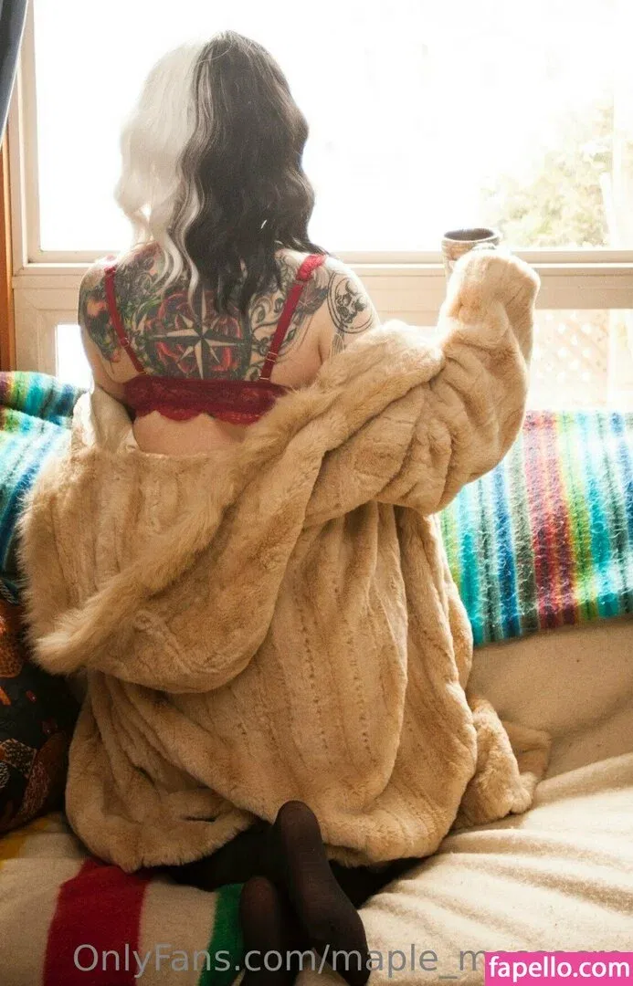 maple_massacre Onlyfans Photo Gallery 