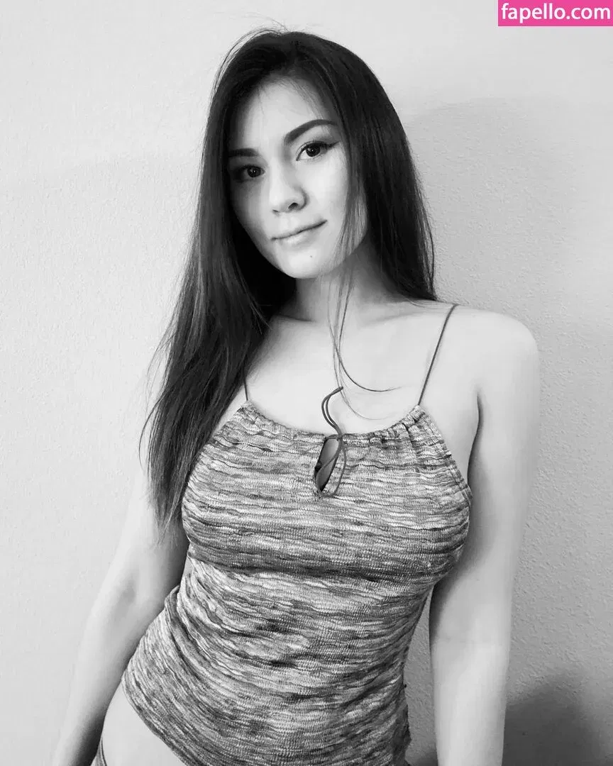 Thatchickparker Onlyfans Photo Gallery 