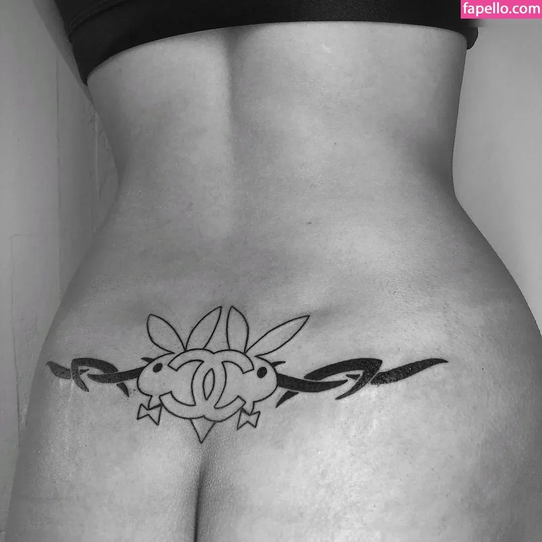 Kim.kn/eileenbaby777 Onlyfans Photo Gallery 