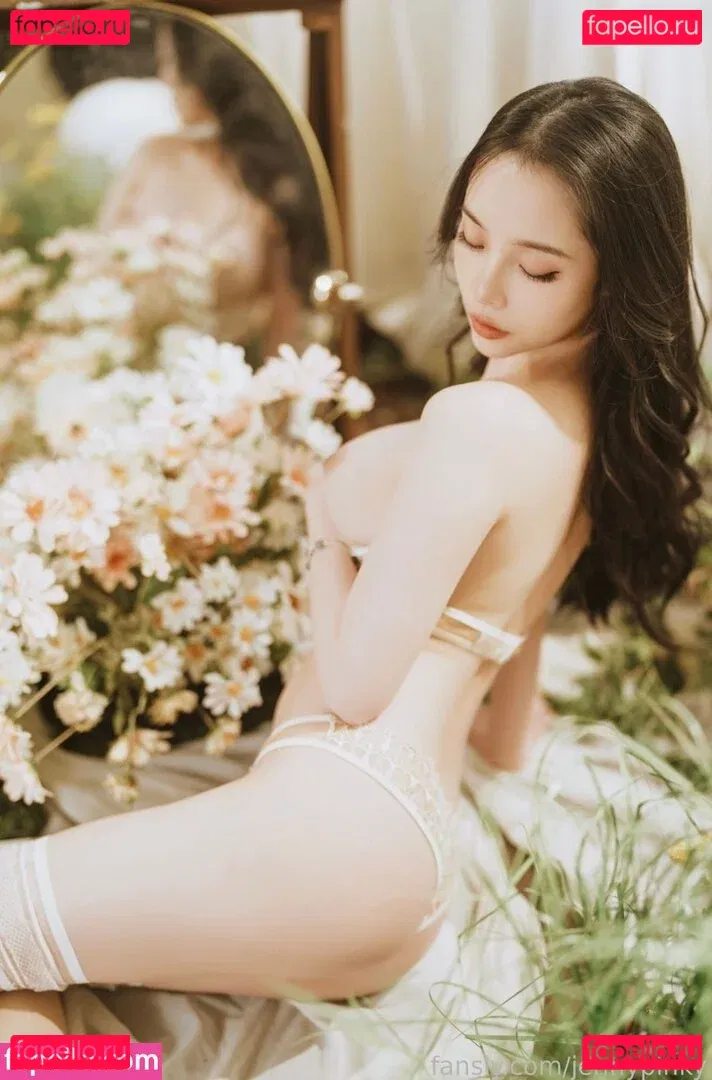 jennypinky Onlyfans Photo Gallery 