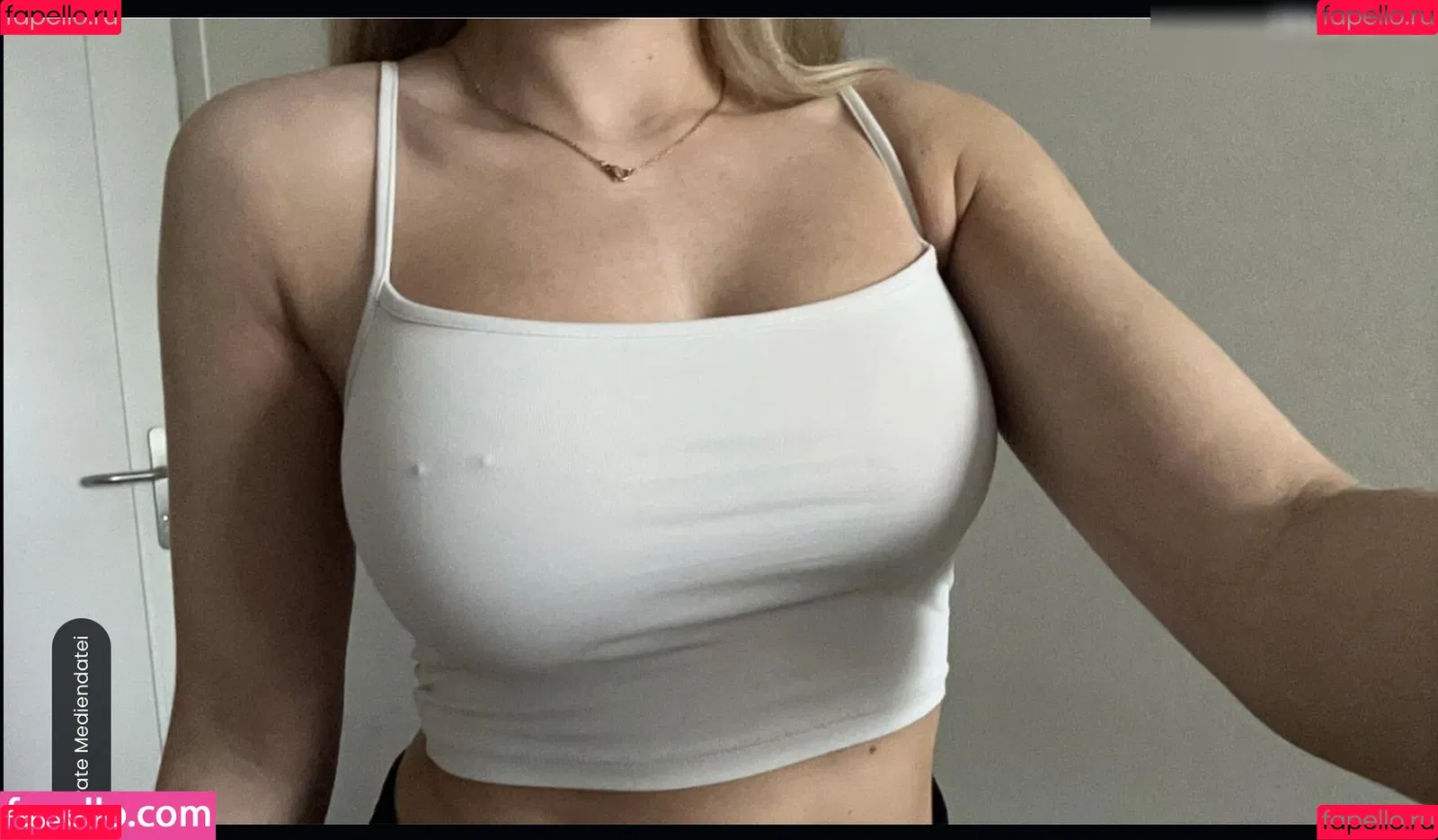Alinahrndz Onlyfans Photo Gallery 