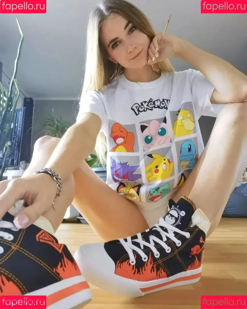 Shelly Michelle Onlyfans Photo Gallery 