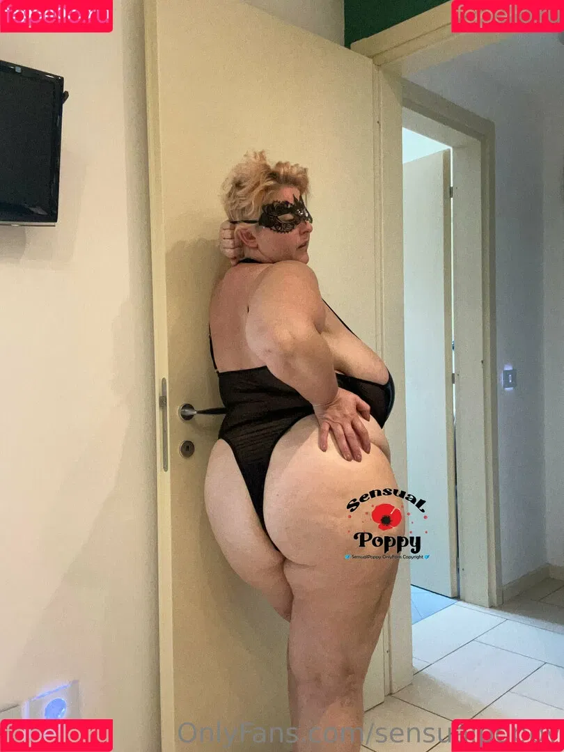 sensualpoppy Onlyfans Photo Gallery 