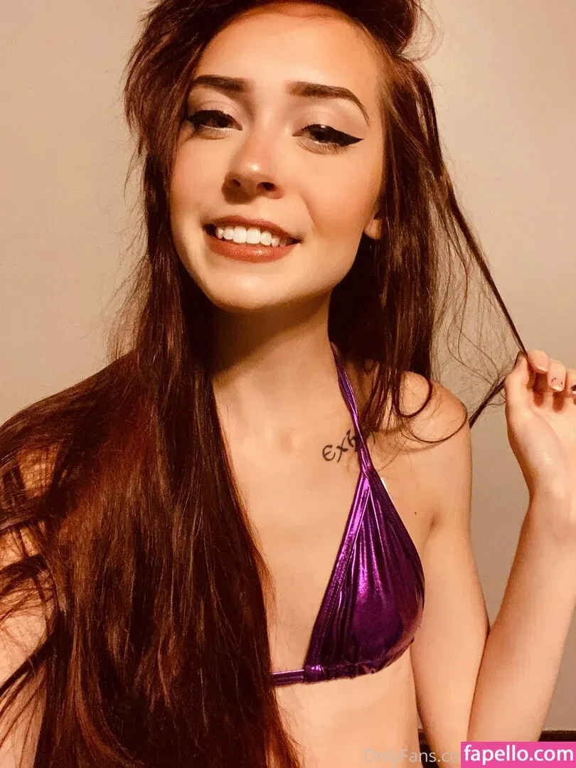 adversariel Onlyfans Photo Gallery 