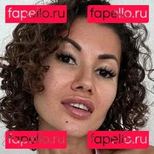 justmeamelia Onlyfans Photo Gallery 