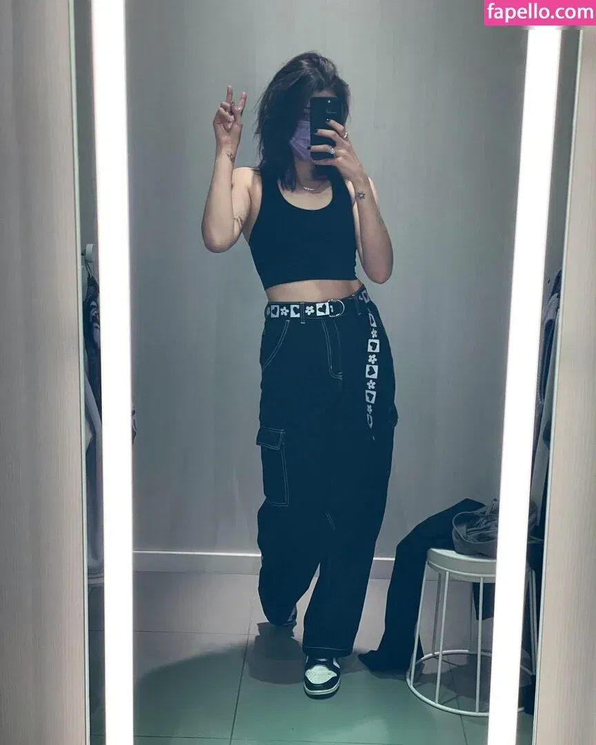 Reved Onlyfans Photo Gallery 