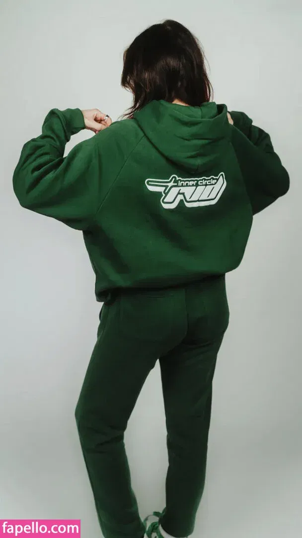 Reved Onlyfans Photo Gallery 