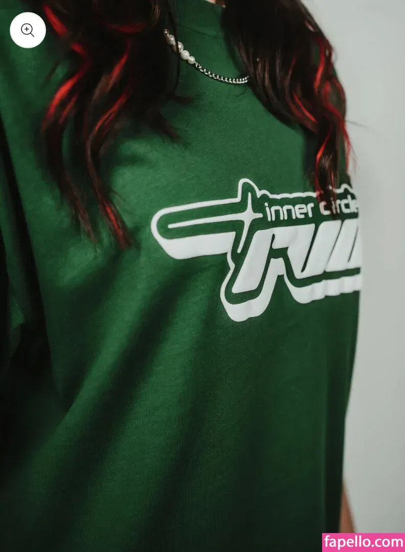 Reved Onlyfans Photo Gallery 