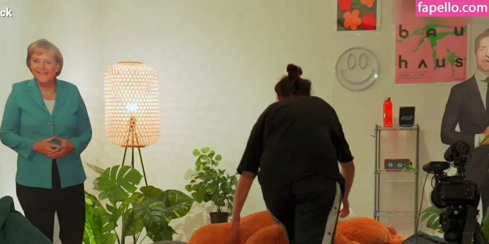 Reved Onlyfans Photo Gallery 