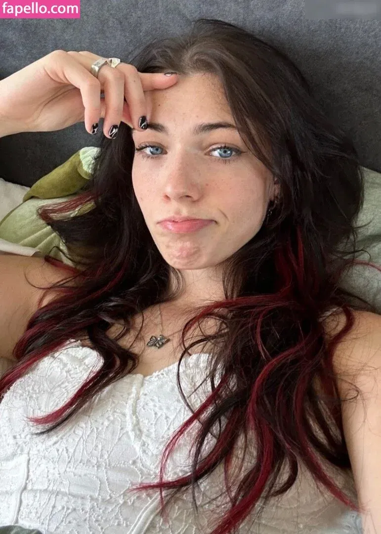 Reved Onlyfans Photo Gallery 