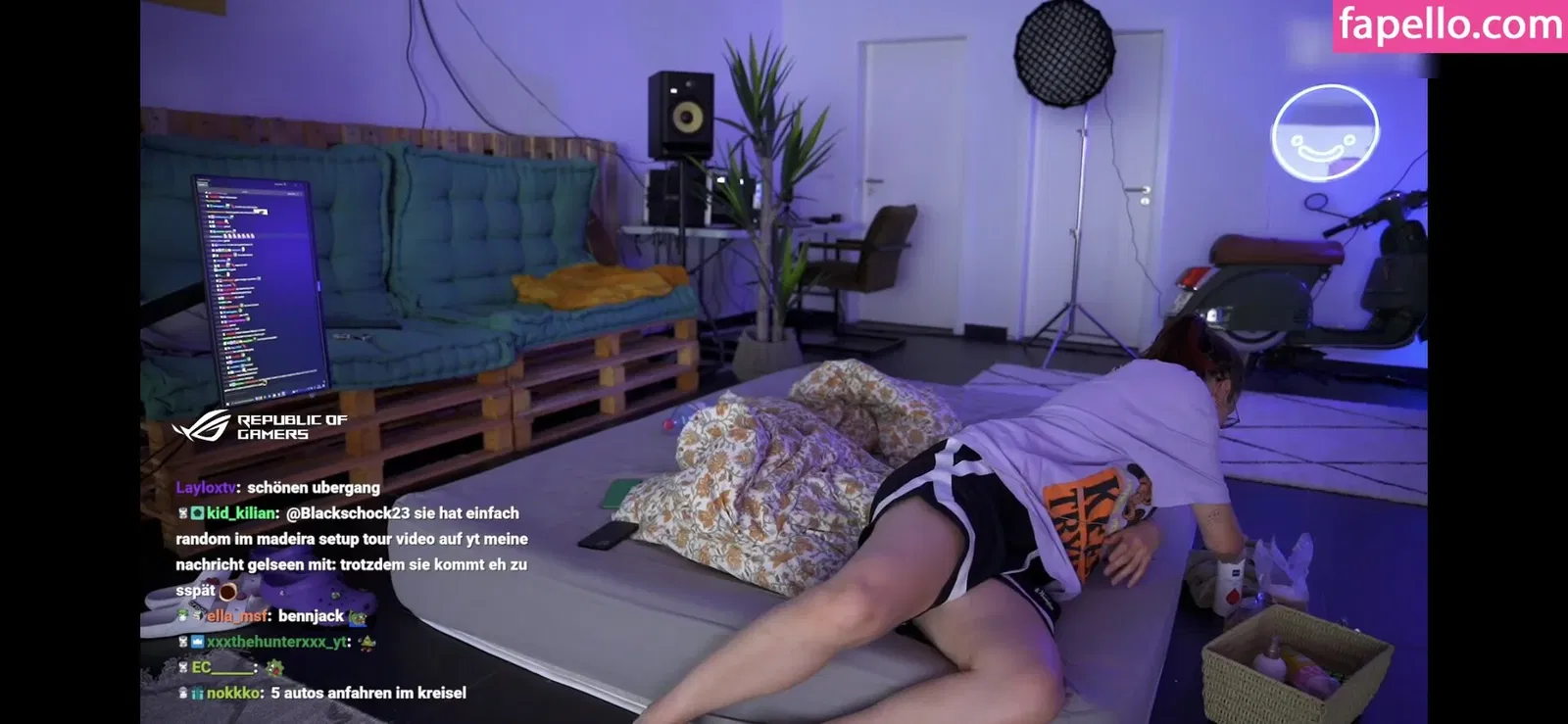 Reved Onlyfans Photo Gallery 