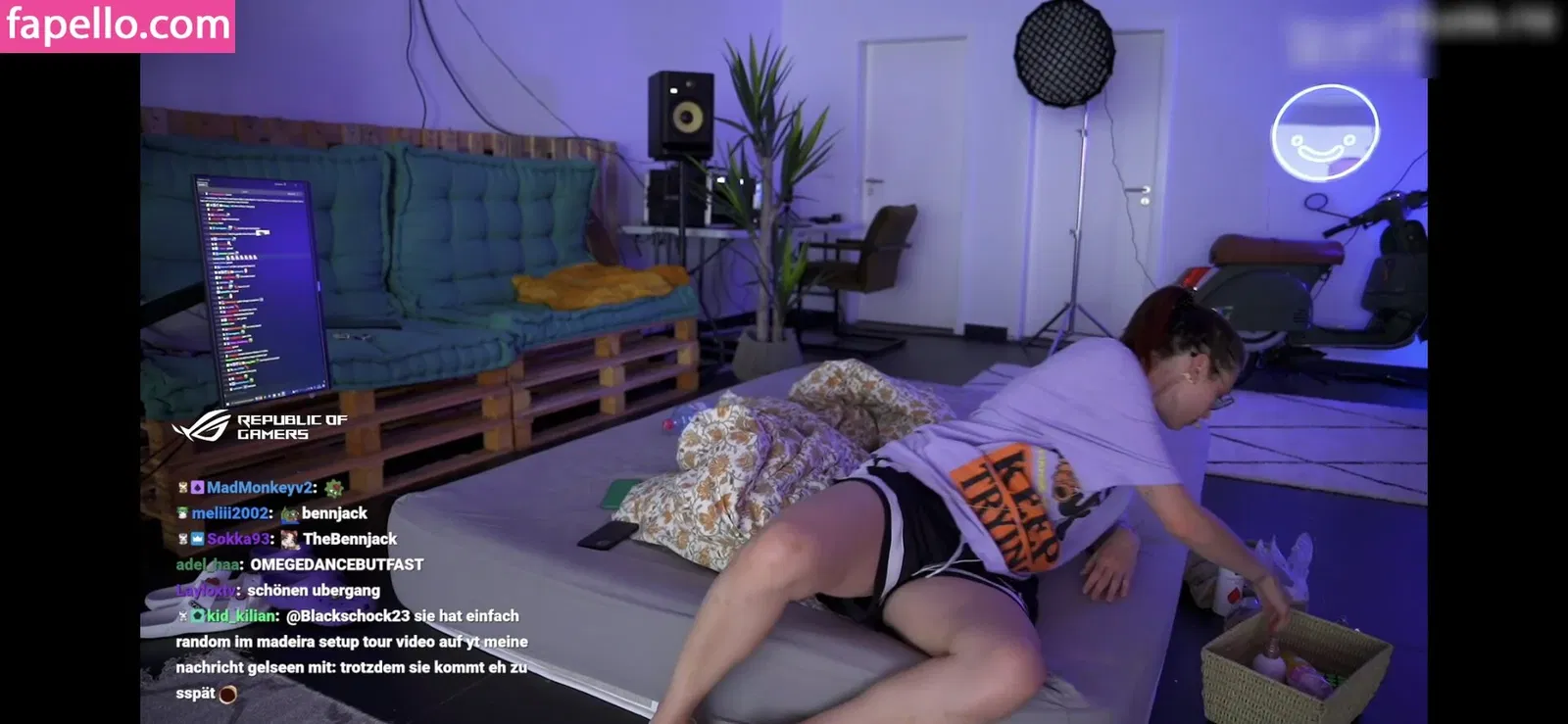 Reved Onlyfans Photo Gallery 