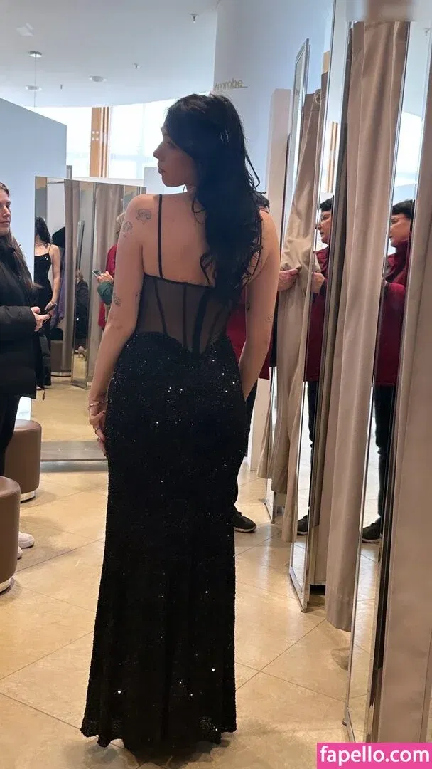 Reved Onlyfans Photo Gallery 