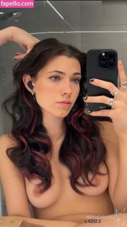 Reved Onlyfans Photo Gallery 