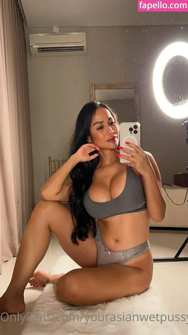 yourasianwetpussy Onlyfans Photo Gallery 