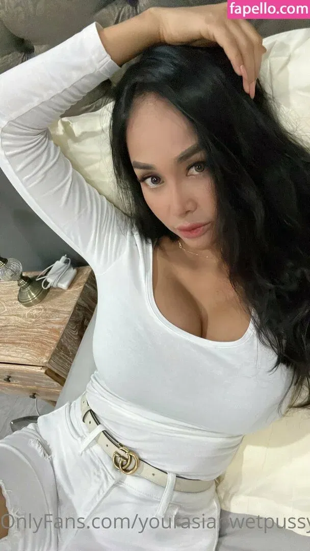 yourasianwetpussy Onlyfans Photo Gallery 