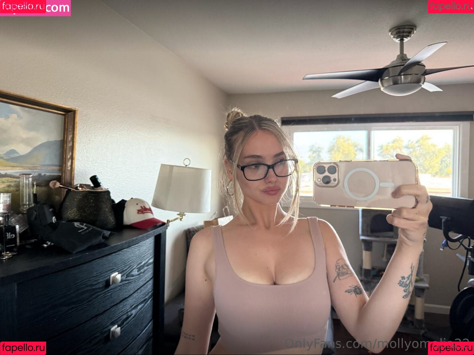 mollyomaliamollyomaliaaa Onlyfans Photo Gallery 