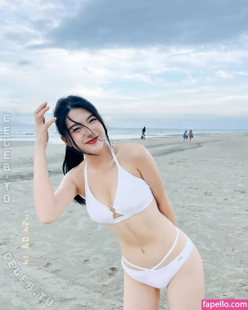 Vivian Lai Onlyfans Photo Gallery 