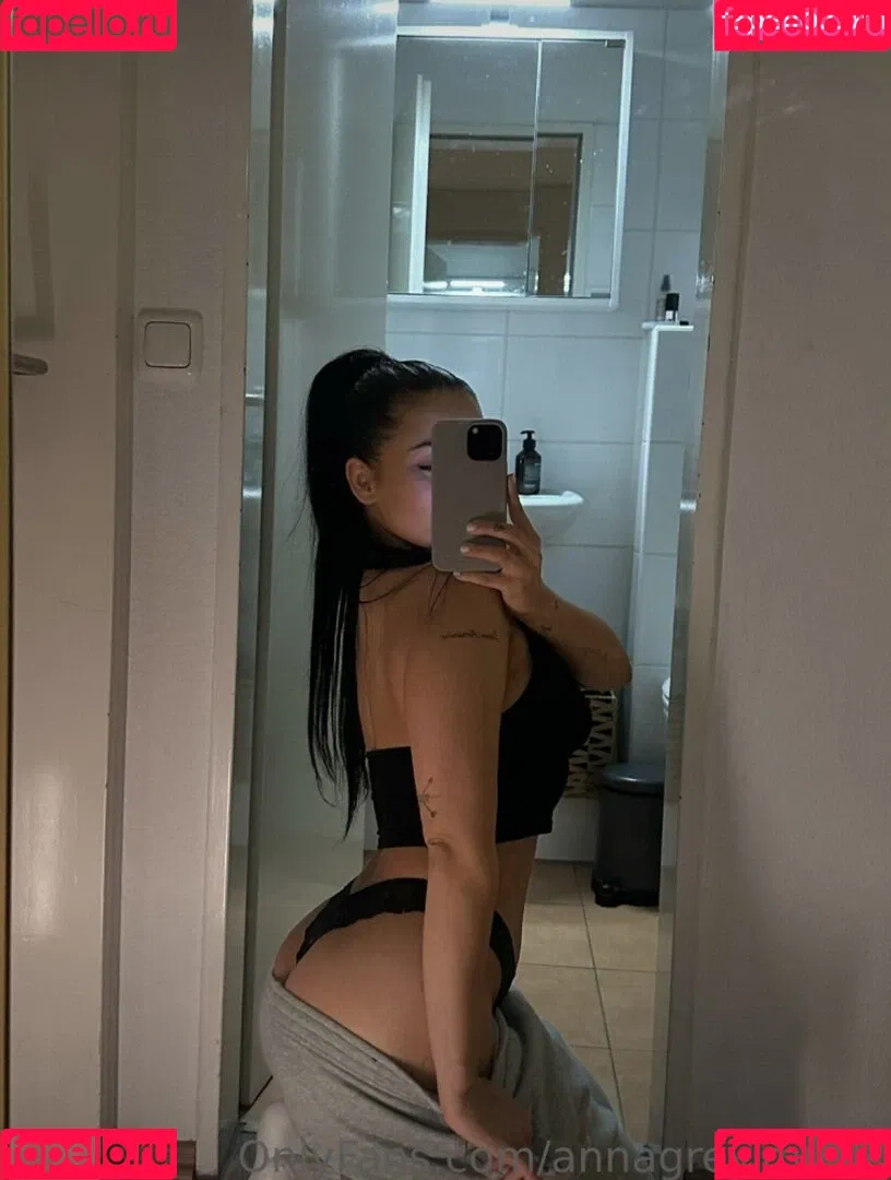 Anna Grey Onlyfans Photo Gallery 