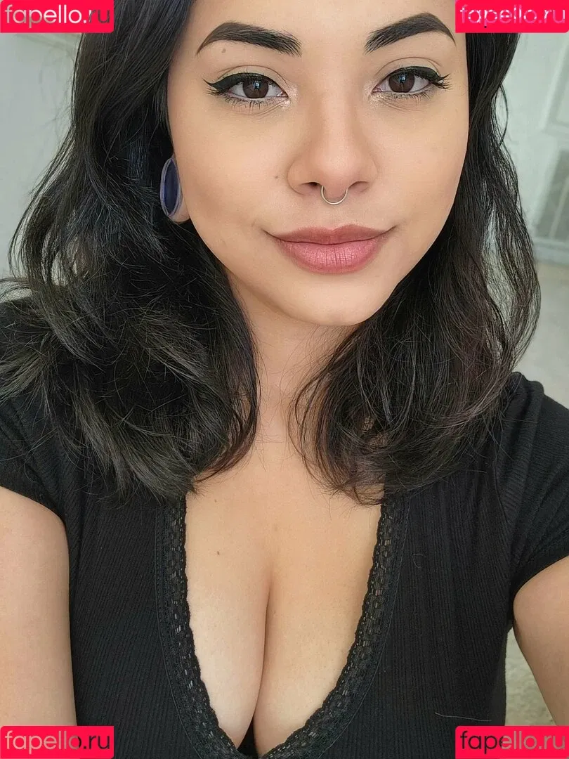 MsBees Onlyfans Photo Gallery 