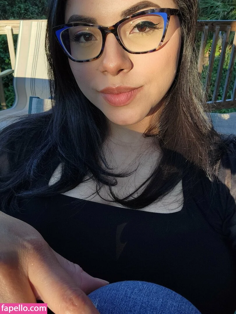 MsBees Onlyfans Photo Gallery 