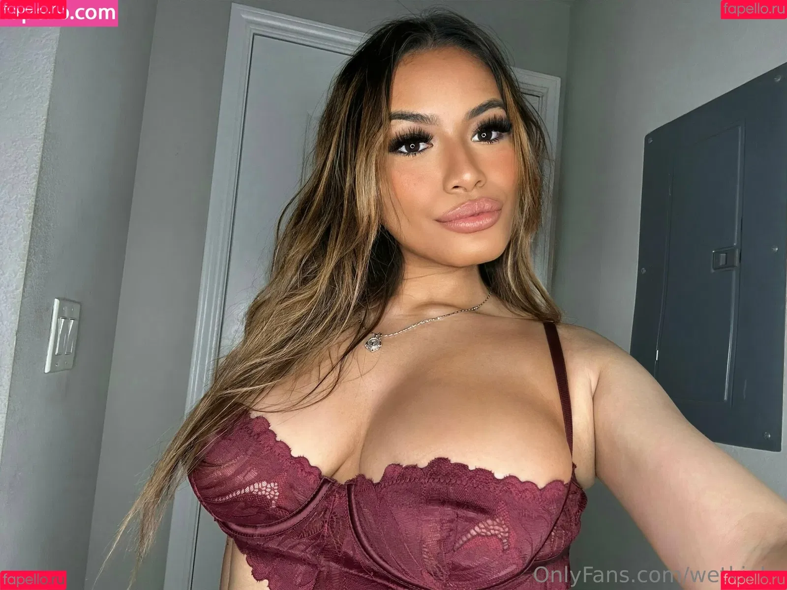 wetkinky Onlyfans Photo Gallery 