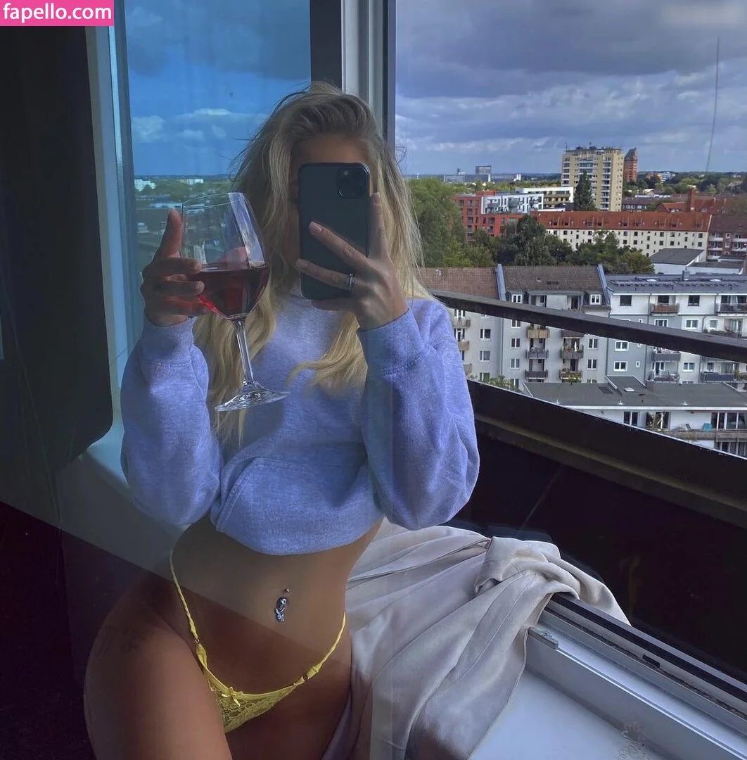 carina_nl Onlyfans Photo Gallery 