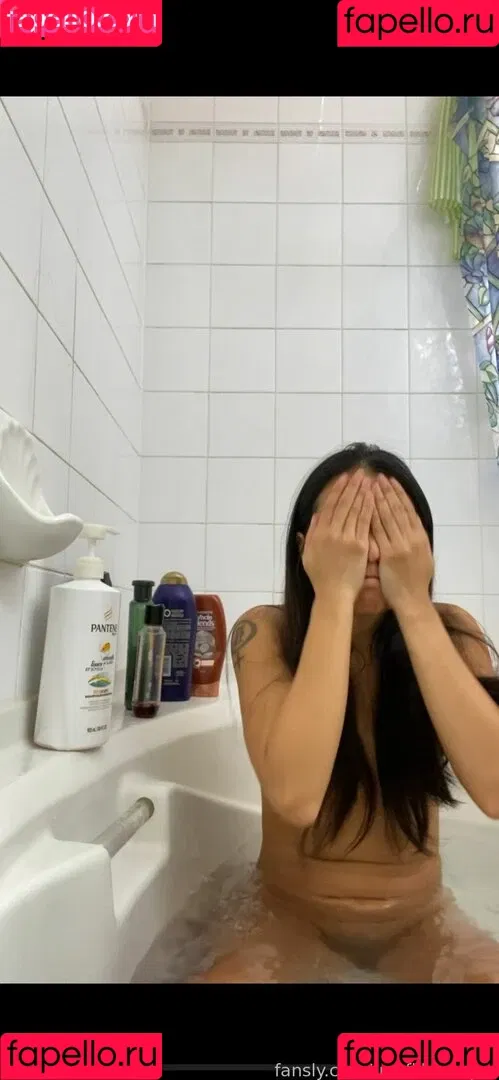 unefilleunique Onlyfans Photo Gallery 