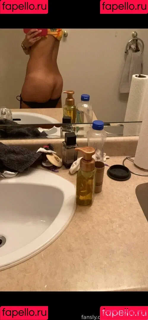 unefilleunique Onlyfans Photo Gallery 