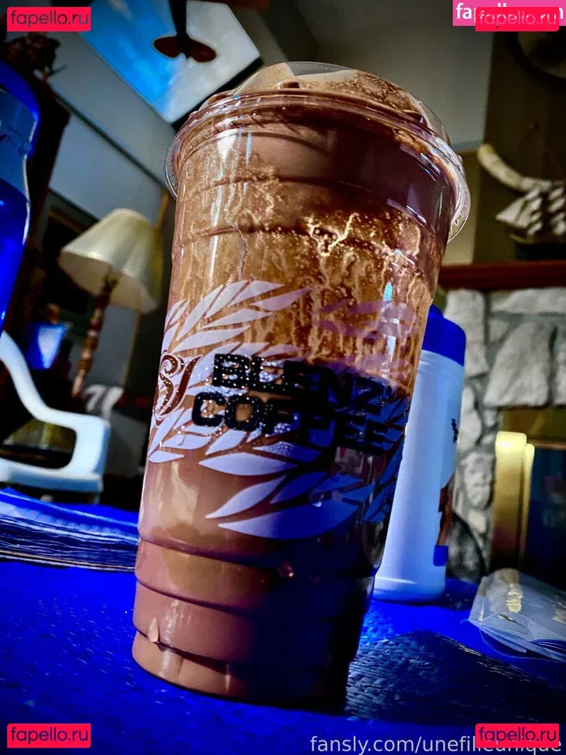 unefilleunique Onlyfans Photo Gallery 