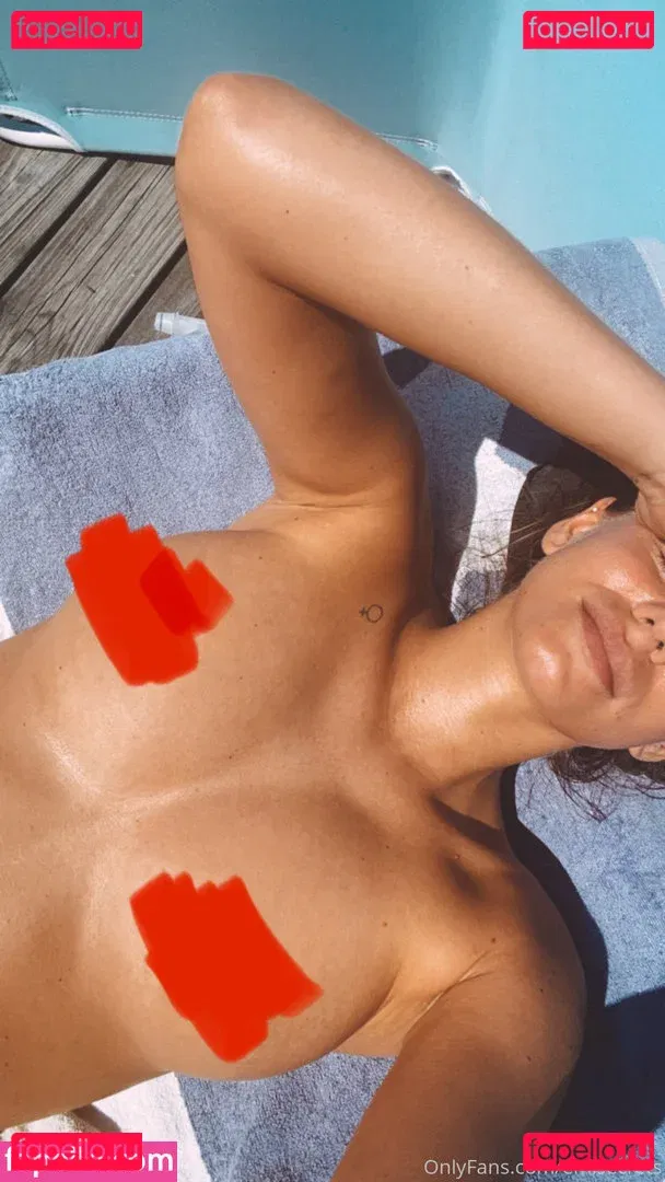 Emisecrets Onlyfans Photo Gallery 