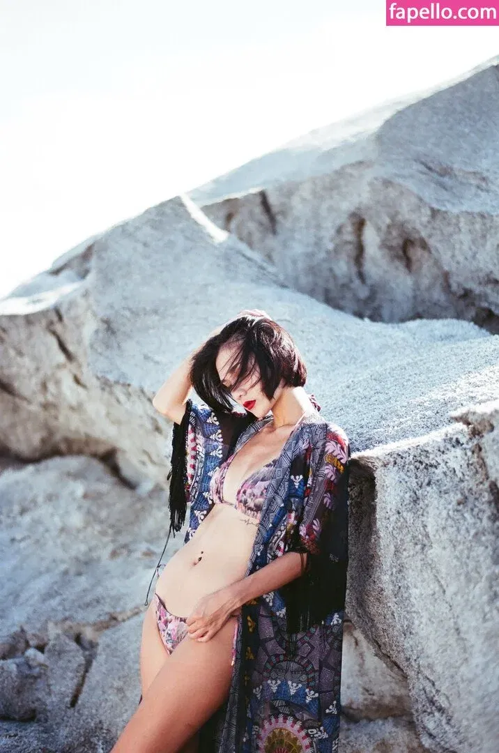 Verna Wang Onlyfans Photo Gallery 