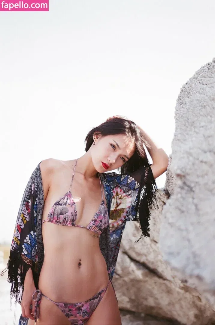 Verna Wang Onlyfans Photo Gallery 