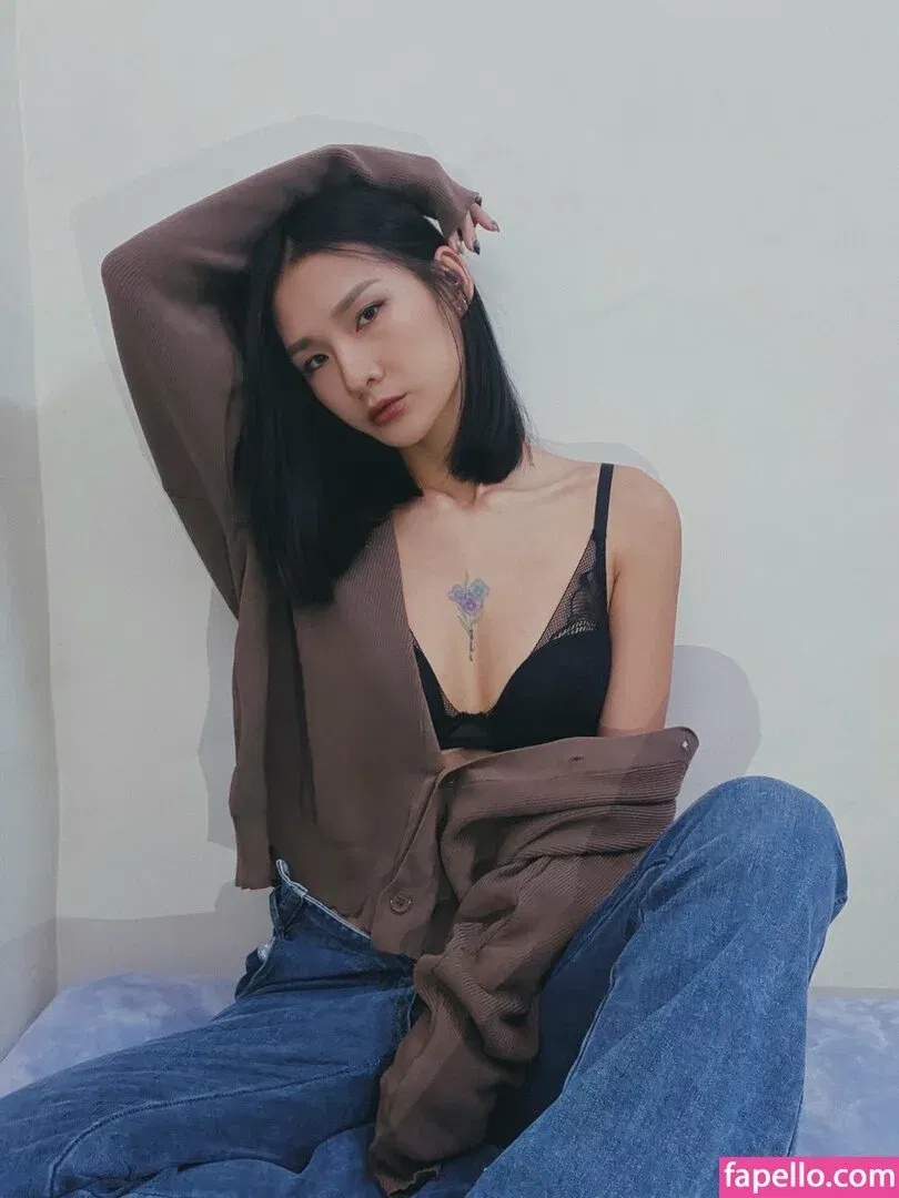 Verna Wang Onlyfans Photo Gallery 