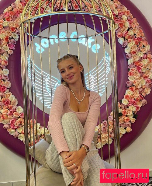 Elena Ilie Nude Onlyfans Photo 28