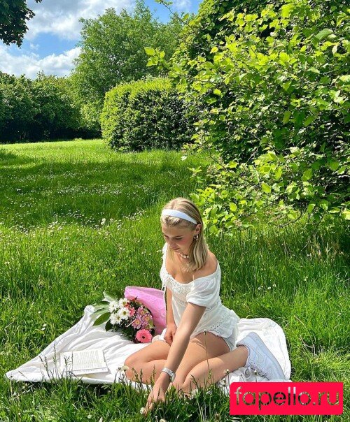 Elena Ilie Nude Onlyfans Photo 15